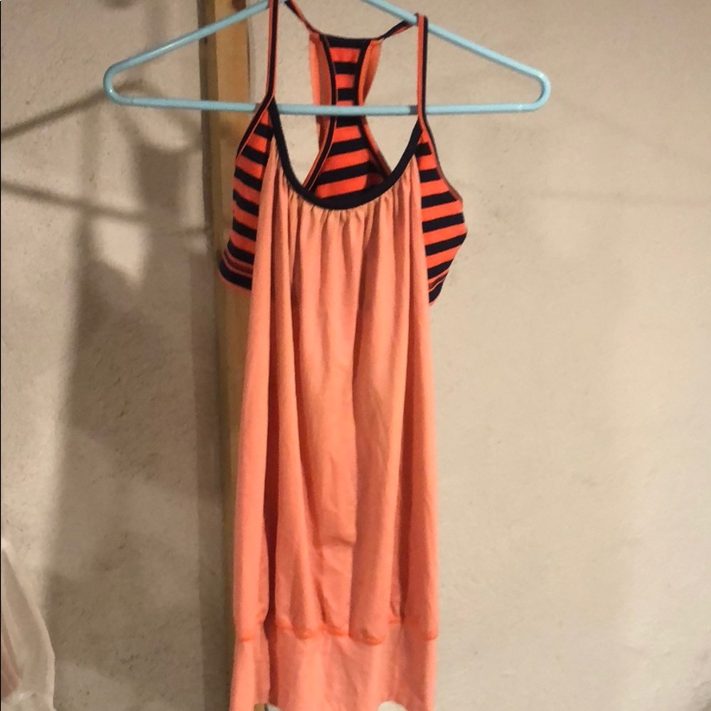 Lululemon size 6 no limits tank with bra